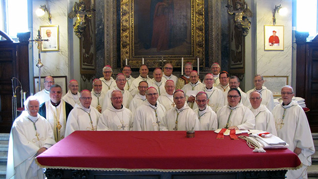 Les évêques catholiques du Québec lors de leur visite ad limina à Rome