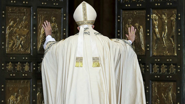 Pope Francis opens Holy Door at St. Peter's Basilica