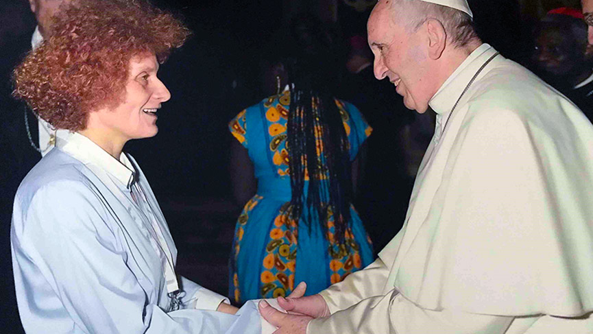 Alessandra Santopadre rencontrait le pape François à Rome