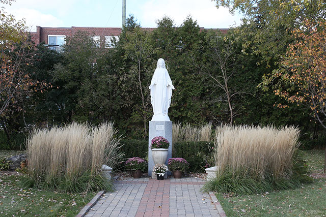 Photo : Kevin Reda Holy Name of Jesus