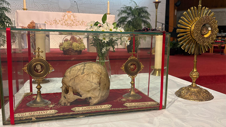 Relics of St. Kateri Tekakwitha and St. Jean de Brébeuf Visit St. Thomas à Becket Church