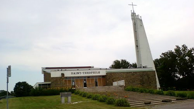 Église Saint-Théophile : 50 ans de nuances de Joie!