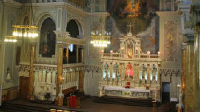 Saint-Irénée de Lyon ( Communauté latine catholique St-Paul )