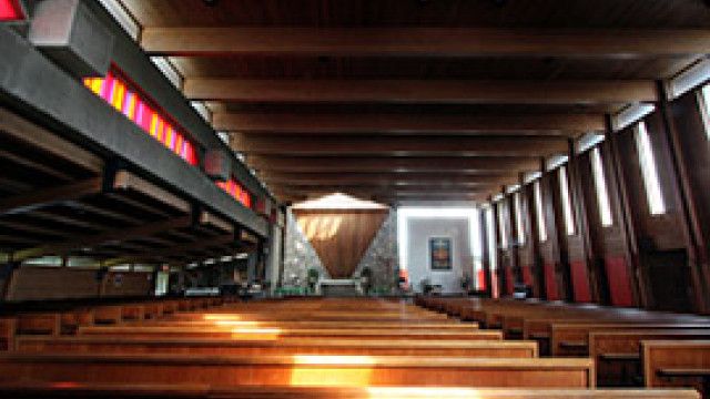 Église Saint-Maurice - Source : RPCQ Église Saint-Maurice