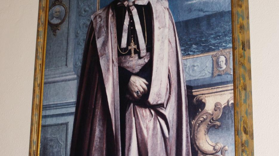 Photos taken at “La Chappelle des Saints” which is located inside the Mont-Carmel church; a golden nugget worth seeing. All the statues, replicas and frames are donations from Italy. Do you recognize a few saints? (Photo: Brigitte Bédard)