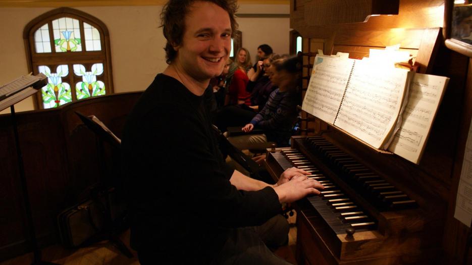 Music plays a big part in the liturgy. Here is the trumpeter and organist. (Photo: Brigitte Bédard)