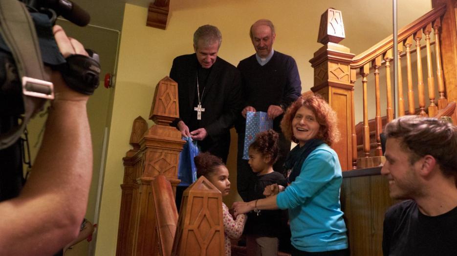 A gift for our Bishops! (Photo: Richard Maltais)