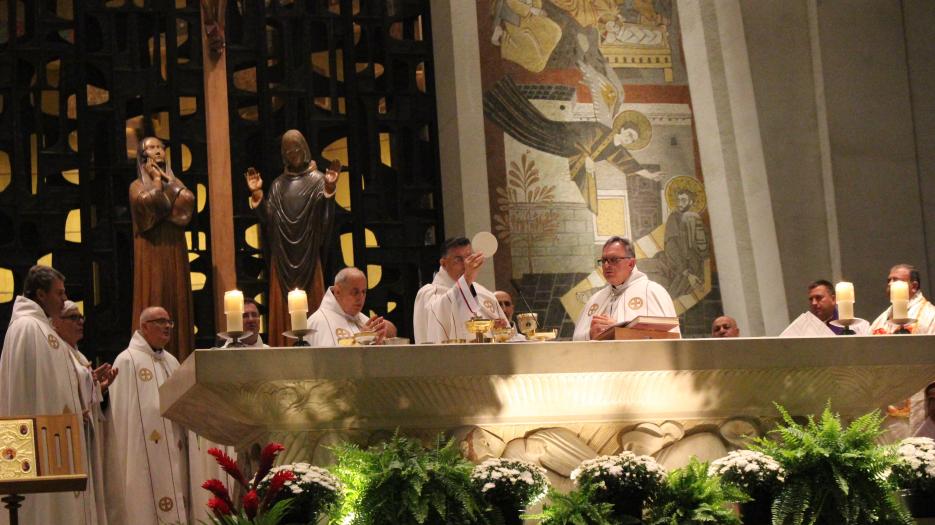 Elévation (Photo : Isabelle de Chateauvieux) - © Église catholique à Montréal