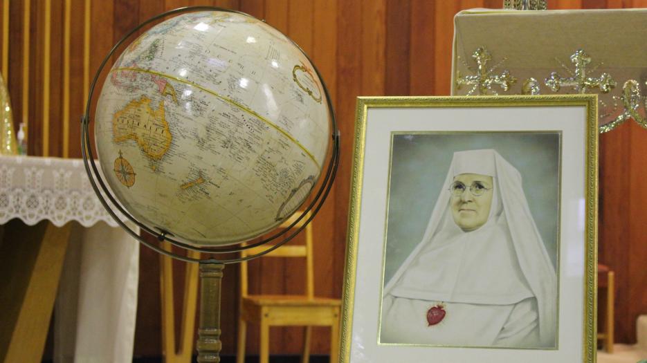 Portrait de Mère Frédérica Giroux. La congrégation est présente au Japon, en RD Congo, en Haïti, au Bénin, en Côte d’ivoire, aux Philippines, en Corée du sud, au Canada, notamment à Gaspé et à la Maison Mère de Chomedey à Laval.