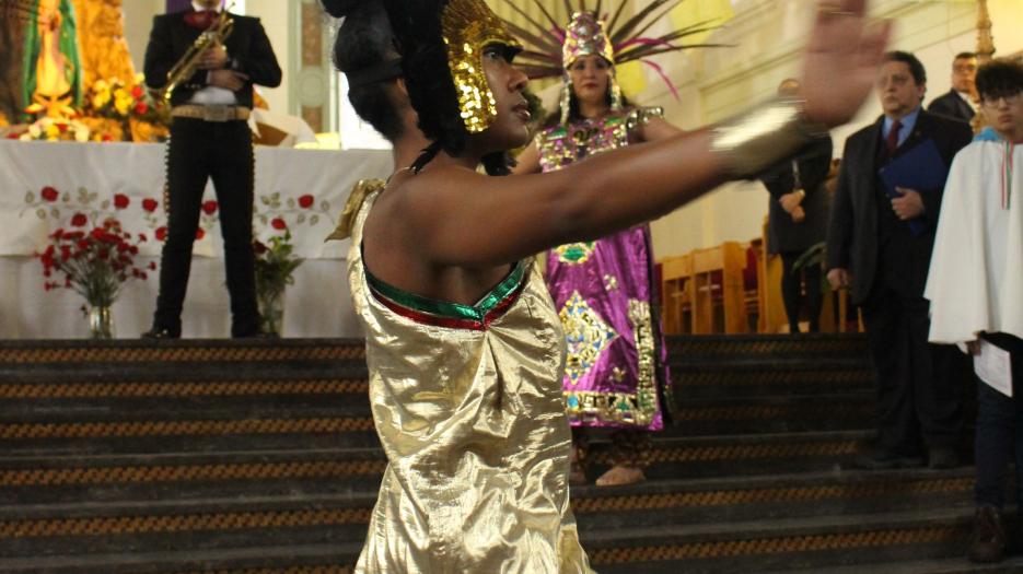 Une danseuse s'éxécute! (Photo : Isabelle de Chateauvieux)