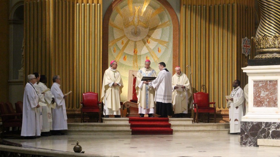 Archbishop Christian Lépine, Auxiliary Bishop Alain Faubert and Msgr Jude Saint-Antoine. (Photo: Isabelle de Chateauvieux)