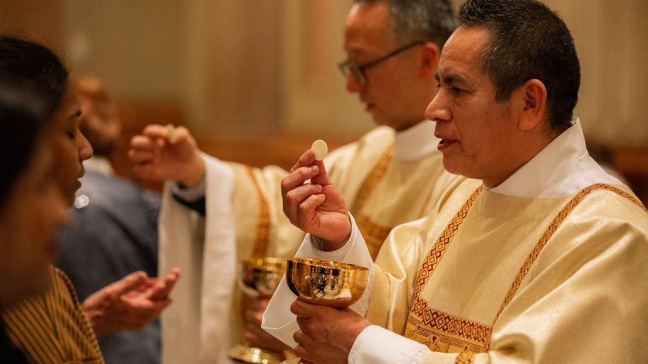 © Église catholique à Montréal / Photo : Bruno Olivier