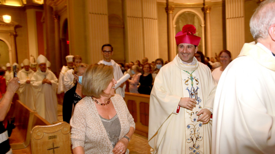 Mgr Frank Leo Évêque Auxiliaire de Montréal