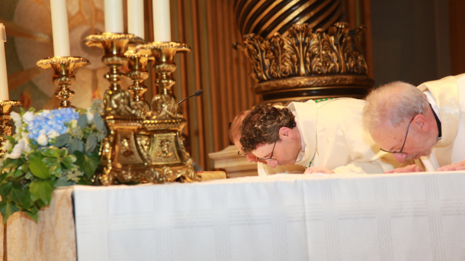 Mgr Frank Leo Évêque Auxiliaire de Montréal