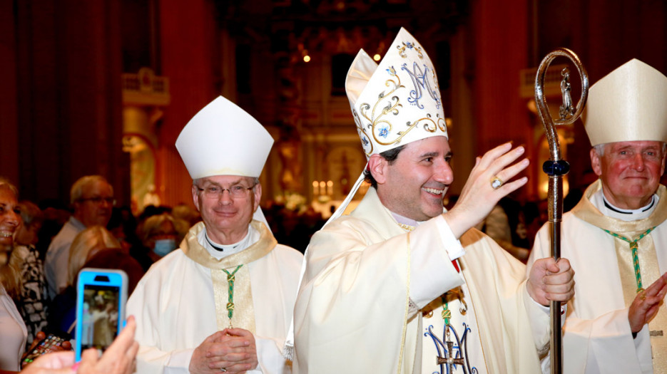 Mgr Frank Leo Évêque Auxiliaire de Montréal