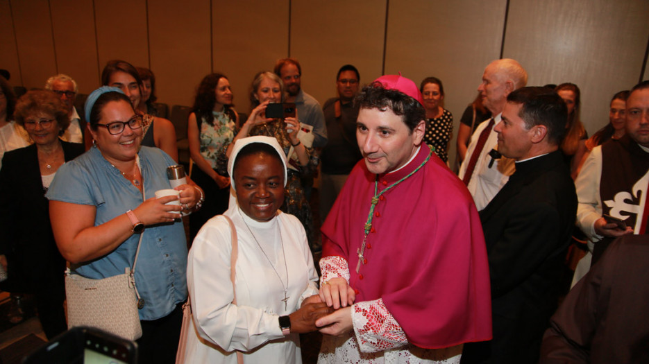 Mgr Frank Leo Évêque Auxiliaire de Montréal