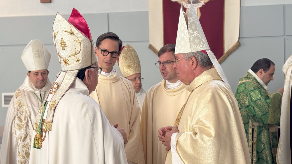 Mass for Peace Unites Faithful at St. Joseph’s Oratory