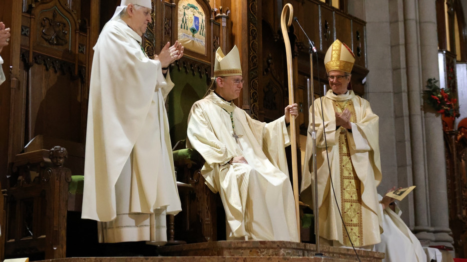 Bishop Alain Faubert Installed as Bishop of Valleyfield