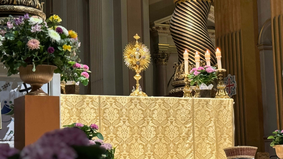 Solemn requiem mass - Tuesday, April 22, 2025 - Mary Queen of the World Cathedral