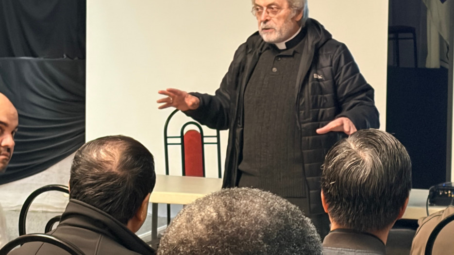 Des prêtres responsables de la catéchèse au sein des communautés culturelles de Montréal se sont réunis à la paroisse Notre-Dame de Fatima à Laval - 5 novembre 2025