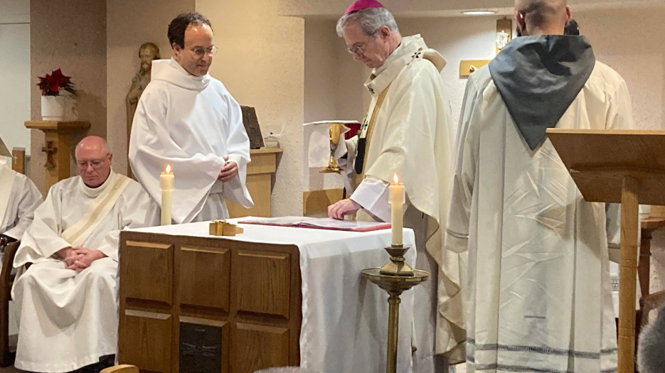 Special mass at the GSAM