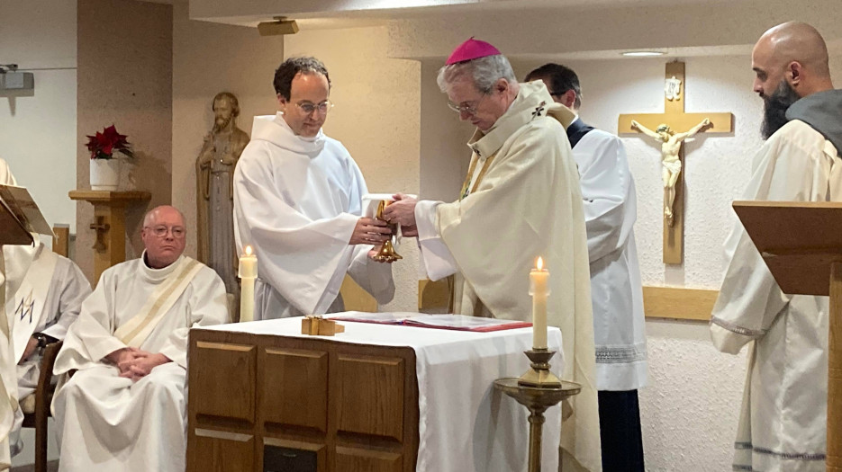 Special mass at the GSAM