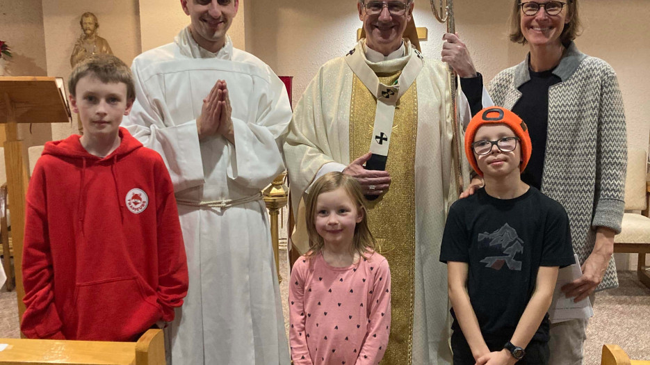 Special mass at the GSAM