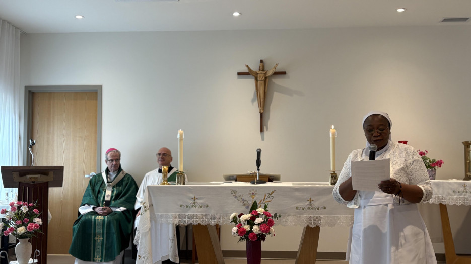 Visite pastorale à la résidence Les Pionnières